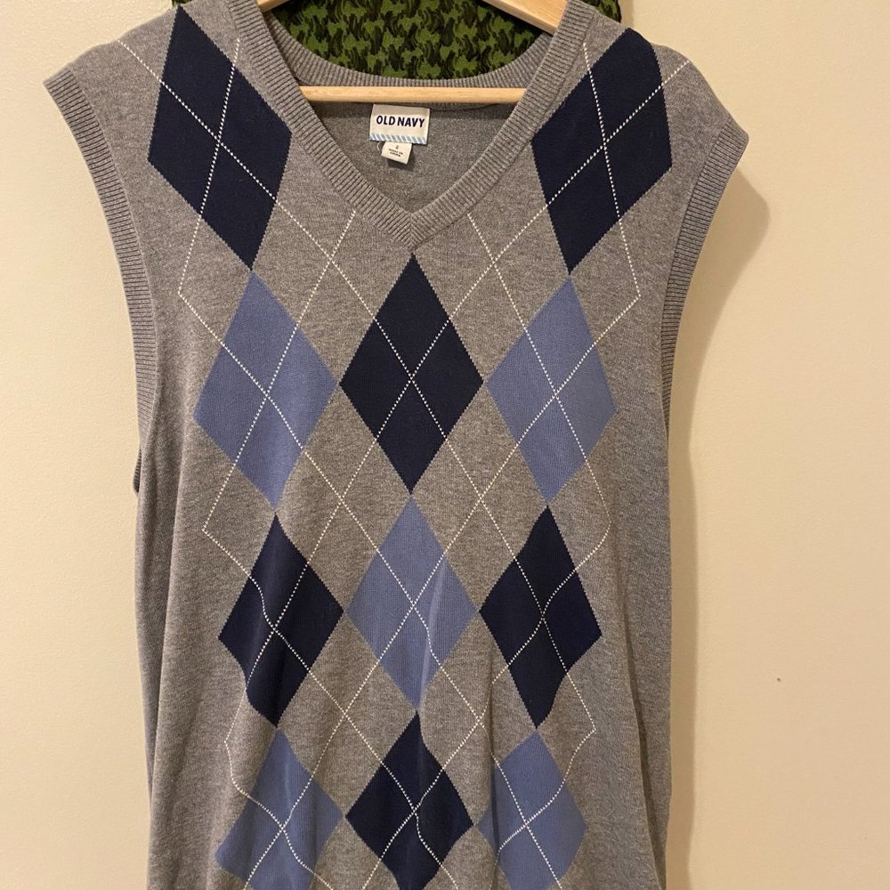 Light & Dark Blue Argyle Sweater Vest - Old Navy - L - Academia/Preppy